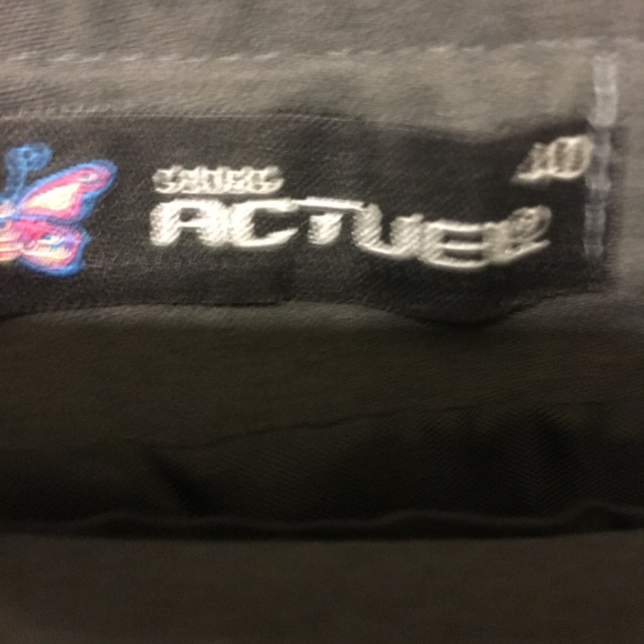 Black skater pleaded skirt - Picture 5 of 8